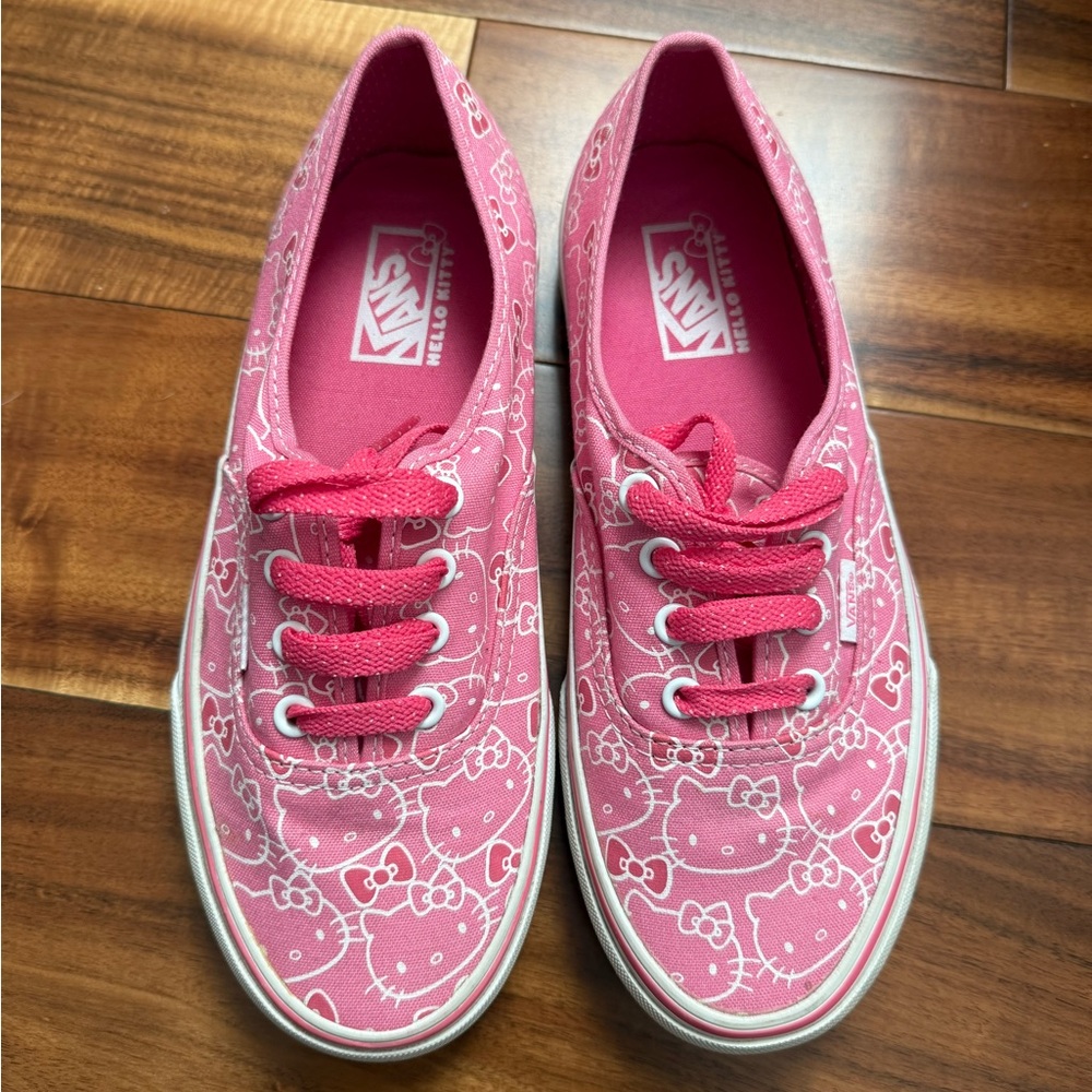 Hello Kitty Vans Sanrio Sneakers Pink White Size 7.5